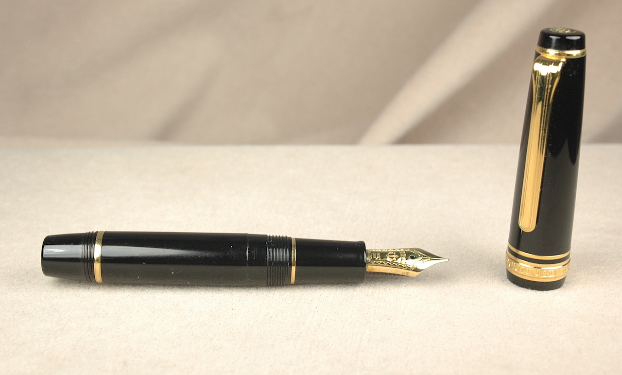 Pre-Owned Pens: 6496: Sailor: Pro Gear Mini